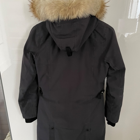 Authentic Canada Goose Kensington Parka Size XS Admiral Blue - Picture 4 of 5
